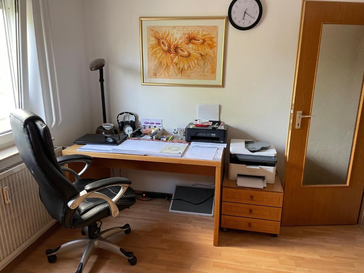 Sehr Schoene In 70839 In Deutschland Apartment *